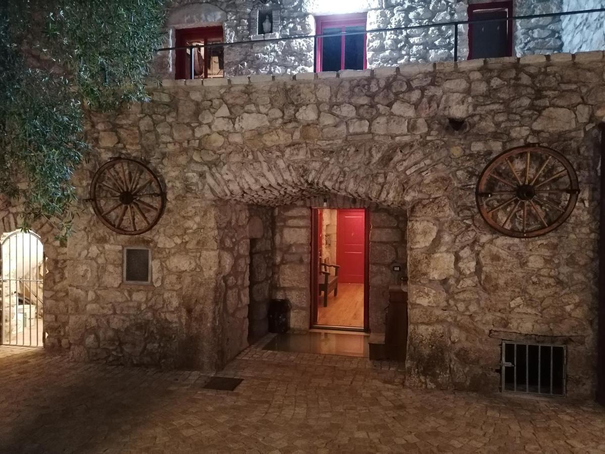 Come Prima Ausonia Exteriér fotografie